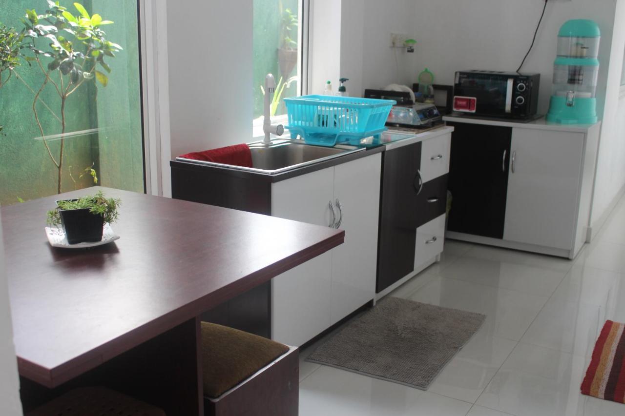 Alex Home Stay Kandy Exterior photo