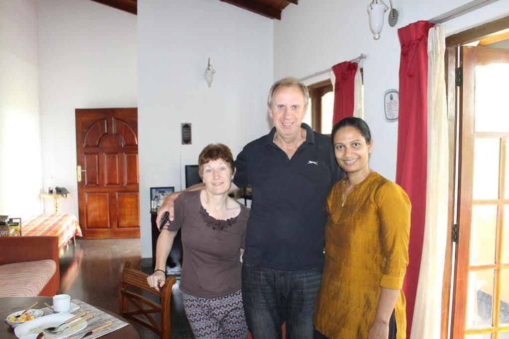Alex Home Stay Kandy Exterior photo