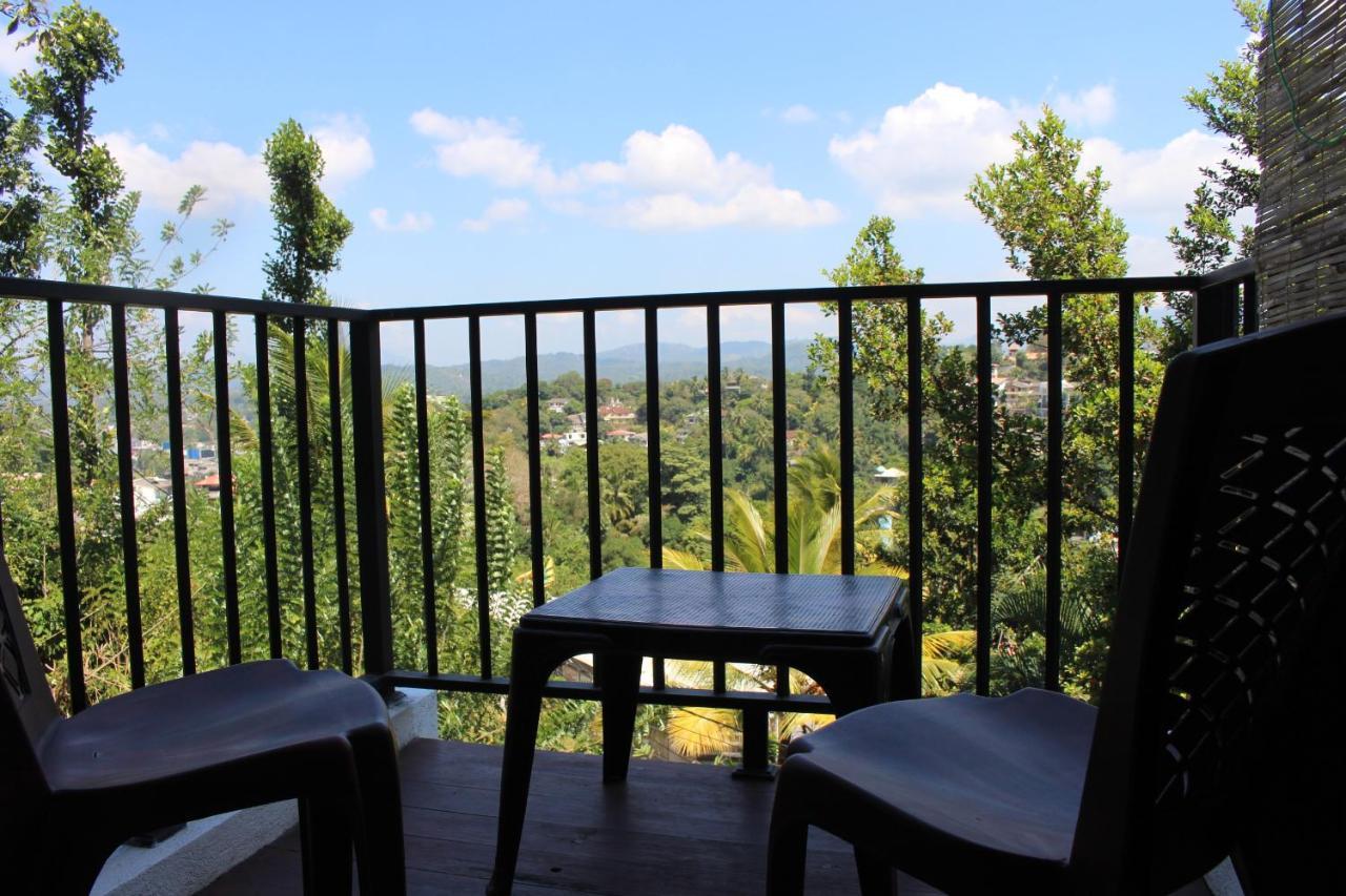 Alex Home Stay Kandy Exterior photo