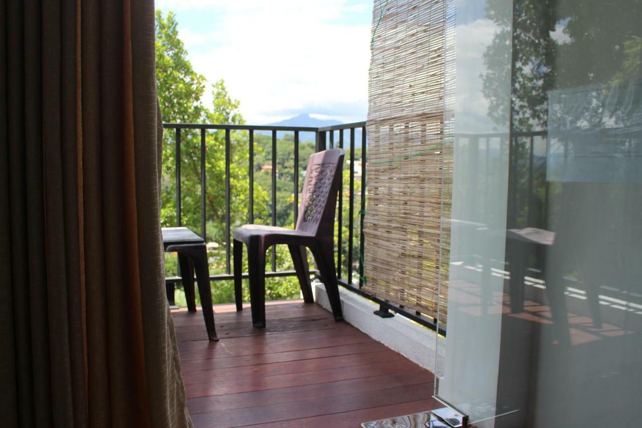 Alex Home Stay Kandy Exterior photo